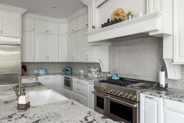 813 Stonewater Blvd, Franklin, TN 37064