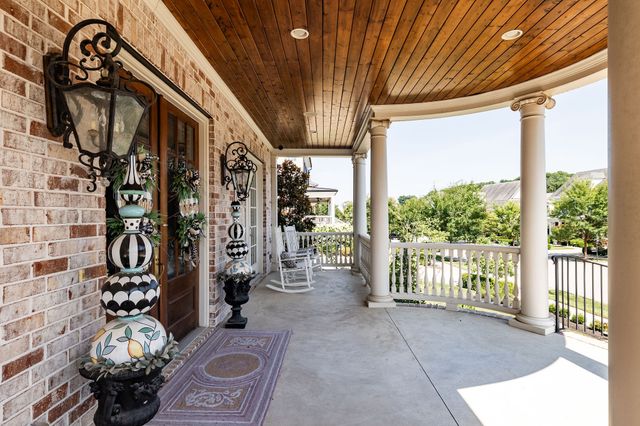 813 Stonewater Blvd, Franklin, TN 37064