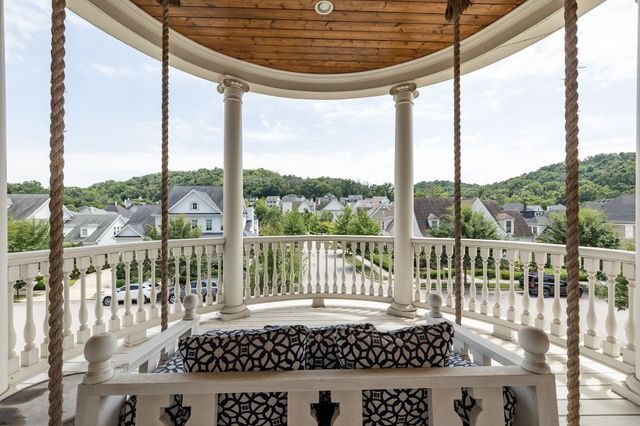 813 Stonewater Blvd, Franklin, TN 37064