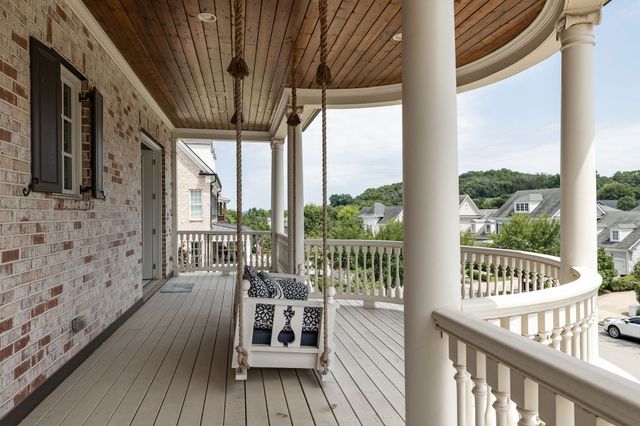 813 Stonewater Blvd, Franklin, TN 37064