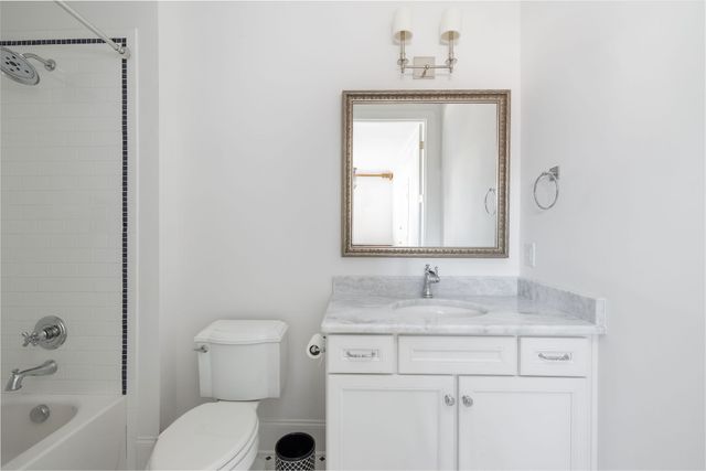 813 Stonewater Blvd, Franklin, TN 37064