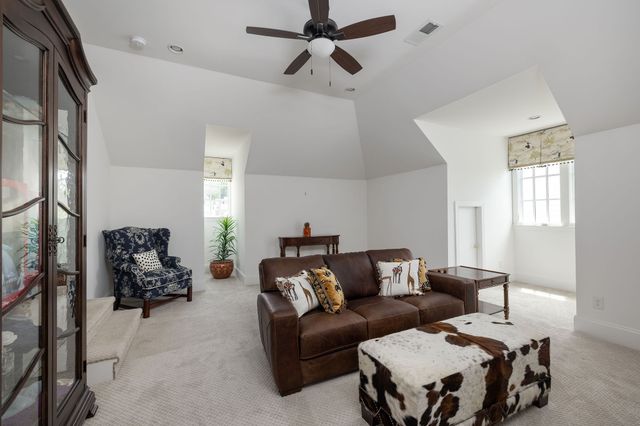 813 Stonewater Blvd, Franklin, TN 37064