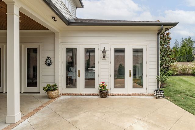 813 Stonewater Blvd, Franklin, TN 37064