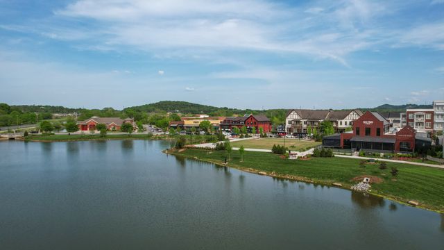 813 Stonewater Blvd, Franklin, TN 37064