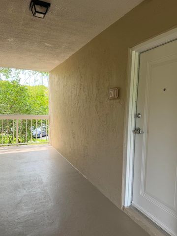 7850 Camino Real O-201, Miami, FL 33143