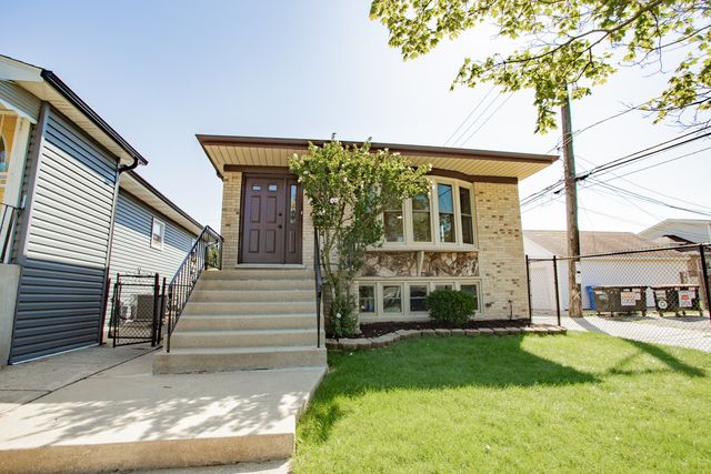 3615 N Osceola Avenue, Chicago, IL 60634