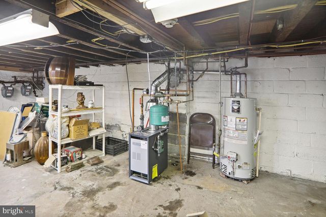 501 S BROADWAY TPKE, Gloucester City, NJ 08030
