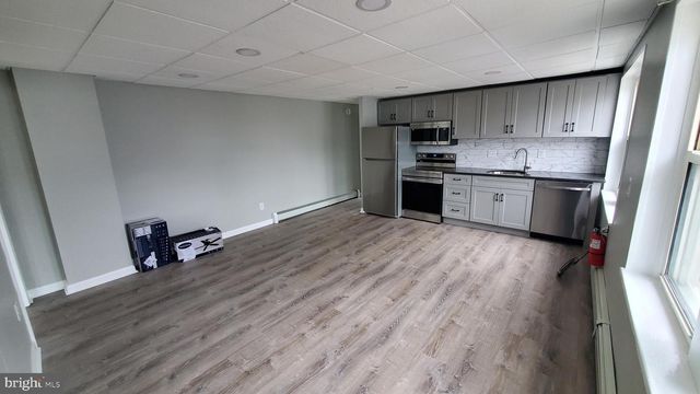 501 S BROADWAY TPKE, Gloucester City, NJ 08030