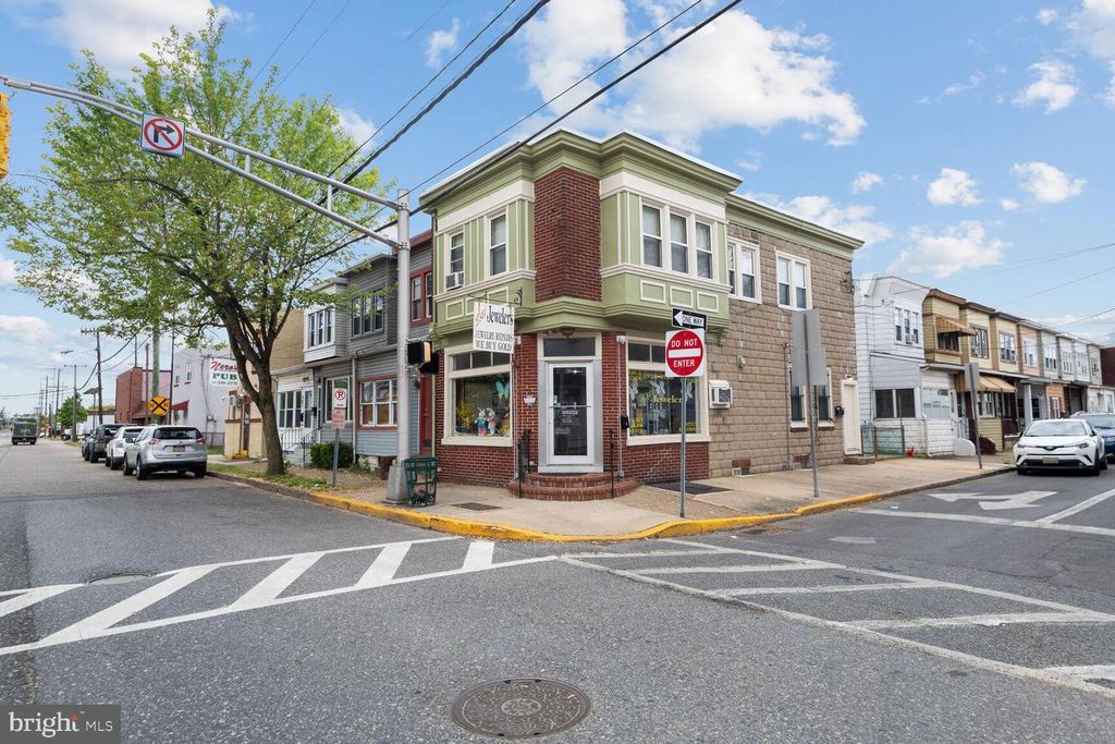 501 S BROADWAY TPKE, Gloucester City, NJ 08030