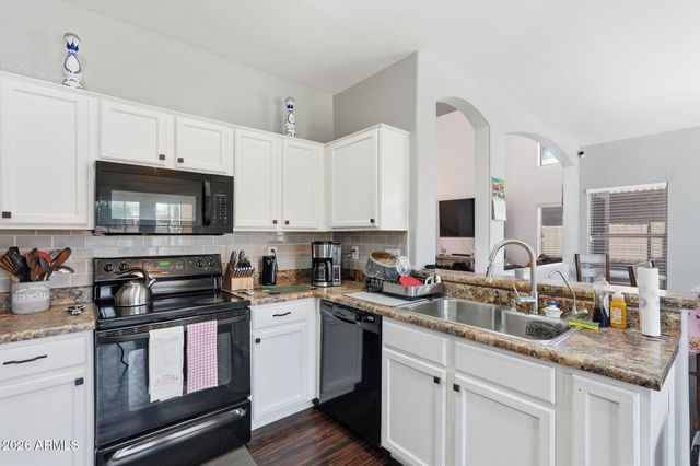 2033 N 107TH Drive, Avondale, AZ 85392