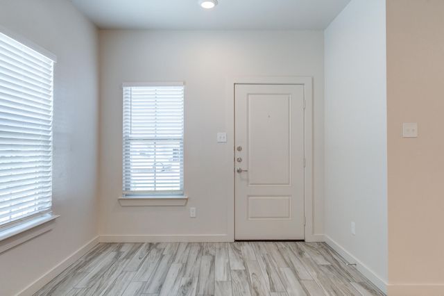 1117 N 7th Street, Wolfforth, TX 79382