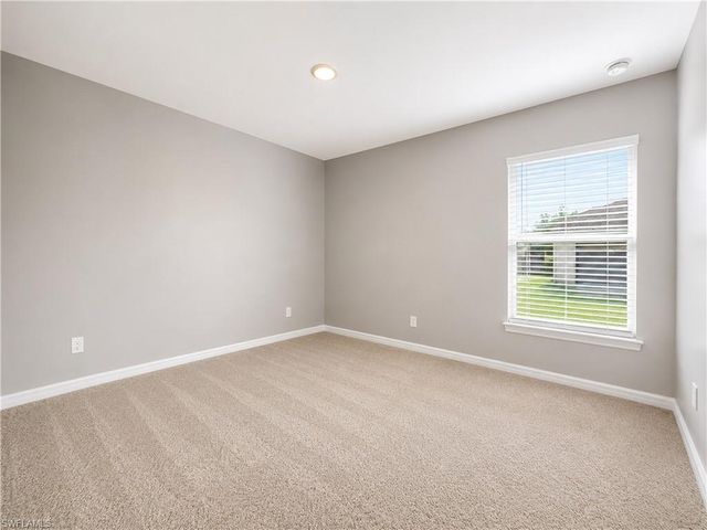 2728 NE 5th PL, Cape Coral, FL 33909