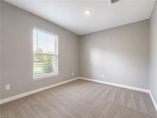 2728 NE 5th PL, Cape Coral, FL 33909