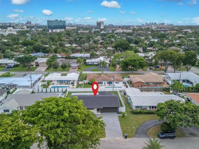 2120 NE 55th Ct, Fort Lauderdale, FL 33308