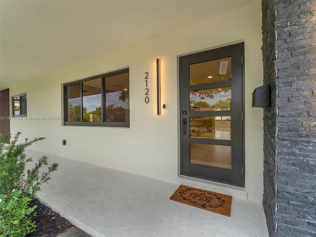 2120 NE 55th Ct, Fort Lauderdale, FL 33308