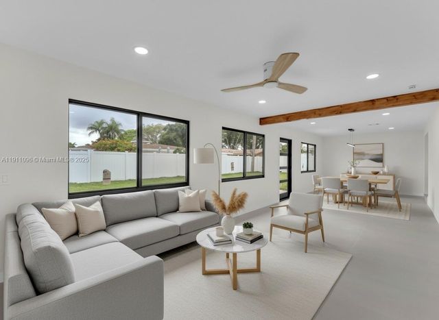 2120 NE 55th Ct, Fort Lauderdale, FL 33308