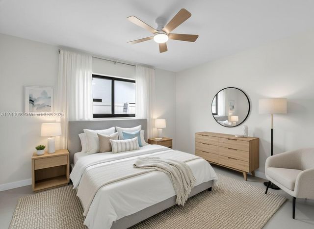 2120 NE 55th Ct, Fort Lauderdale, FL 33308