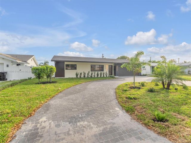 2120 NE 55th Ct, Fort Lauderdale, FL 33308