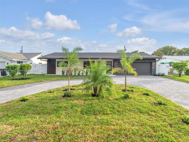 2120 NE 55th Ct, Fort Lauderdale, FL 33308