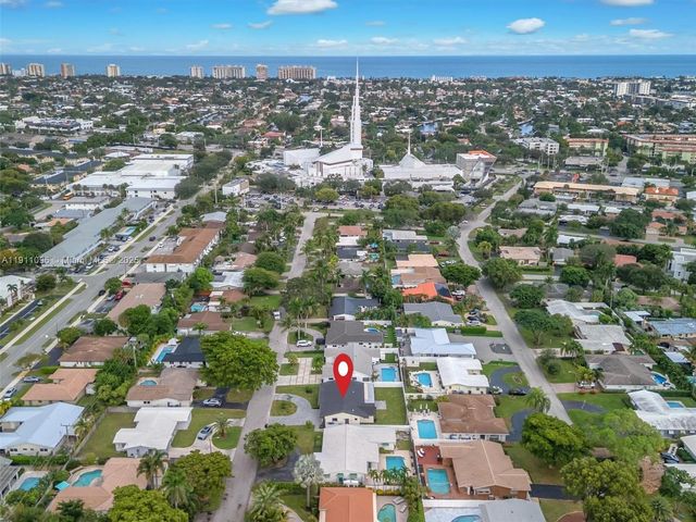 2120 NE 55th Ct, Fort Lauderdale, FL 33308