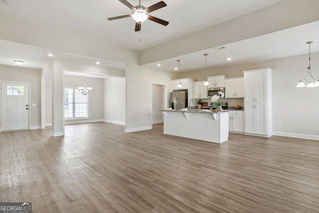 225 Alcovy Circle, Ellabell, GA 31308