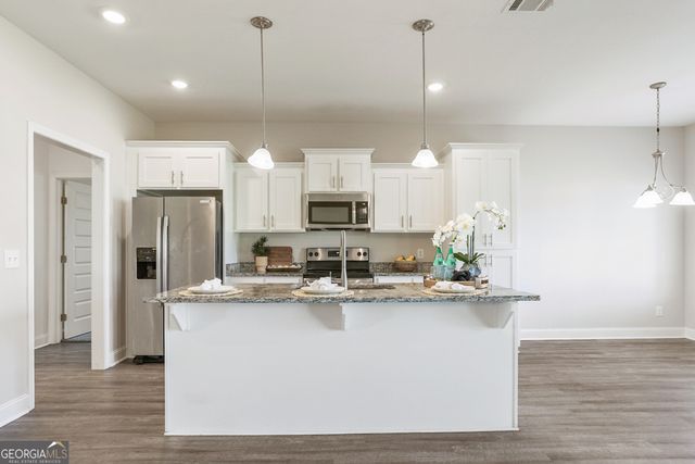 225 Alcovy Circle, Ellabell, GA 31308