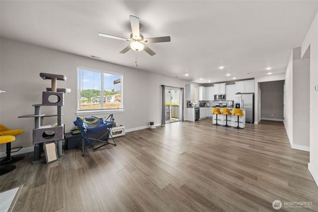 978 Livernash Street, Buckley, WA 98321