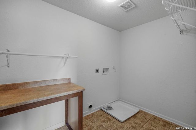 2102 Red Rock Crossing, San Antonio, TX 78245