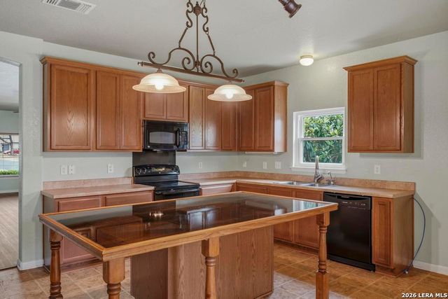 2102 Red Rock Crossing, San Antonio, TX 78245