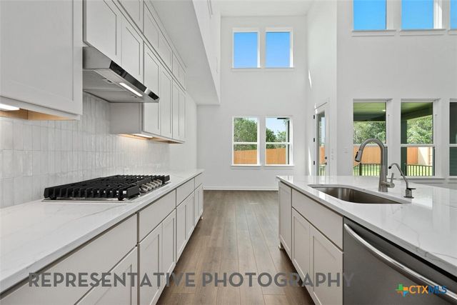 6301 Comanche Moon Trail, Austin, TX 78747