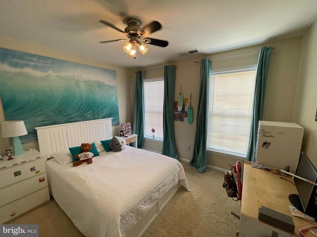22098 AVONWORTH SQ, Broadlands, VA 20148