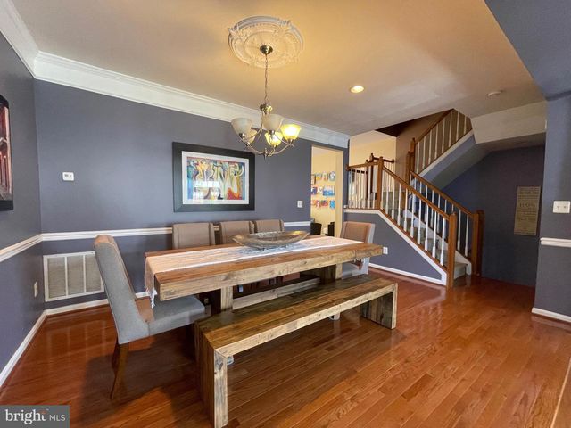 22098 AVONWORTH SQ, Broadlands, VA 20148