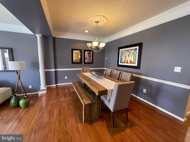 22098 AVONWORTH SQ, Broadlands, VA 20148