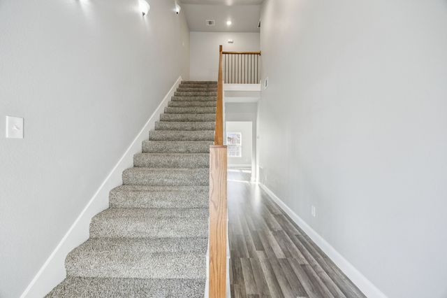 704 E Jefferson Street, Waxahachie, TX 75165