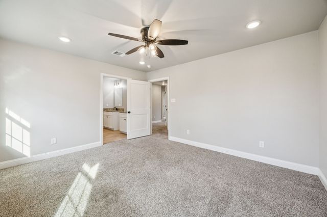 704 E Jefferson Street, Waxahachie, TX 75165