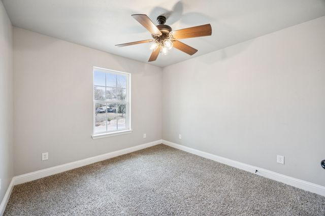 704 E Jefferson Street, Waxahachie, TX 75165