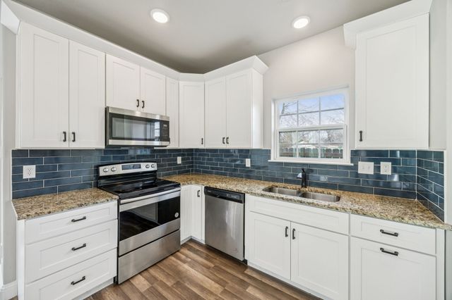 704 E Jefferson Street, Waxahachie, TX 75165