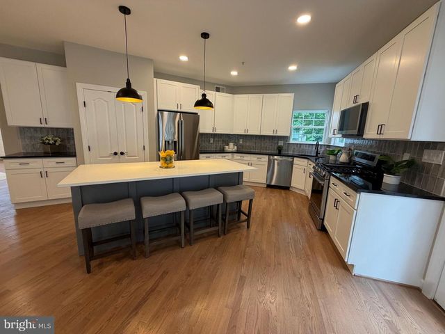 4016 FOX GATE LN, Upper Marlboro, MD 20772