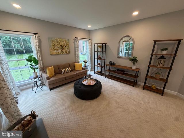 4016 FOX GATE LN, Upper Marlboro, MD 20772
