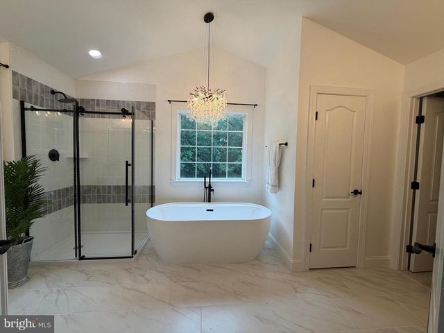 4016 FOX GATE LN, Upper Marlboro, MD 20772