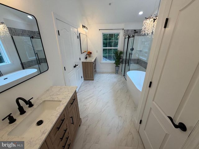 4016 FOX GATE LN, Upper Marlboro, MD 20772