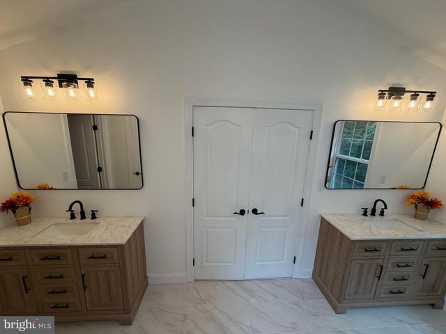 4016 FOX GATE LN, Upper Marlboro, MD 20772