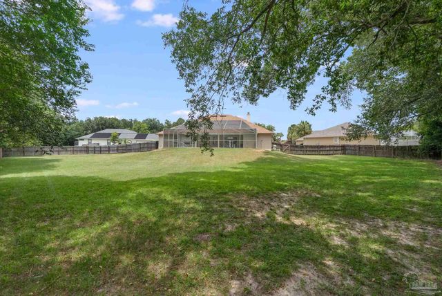 4121 Bamboo Dr, Pensacola, FL 32526