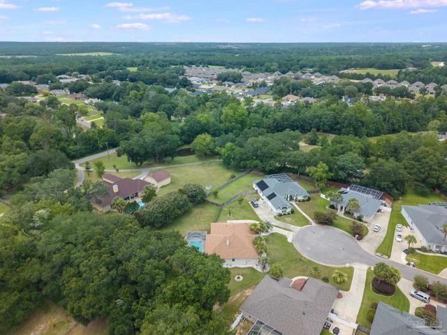 4121 Bamboo Dr, Pensacola, FL 32526