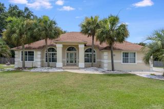 4121 Bamboo Dr, Pensacola, FL 32526
