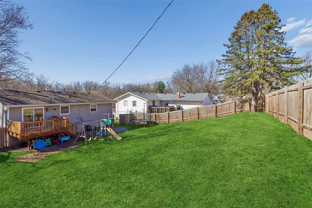 705 E Competine Street, Knoxville, IA 50138