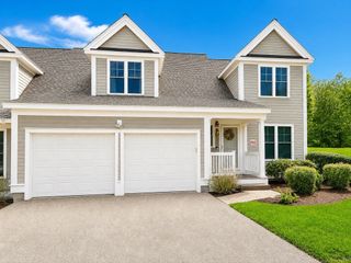 2 Canton Ct 26, Grafton, MA 01536