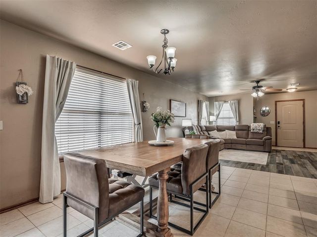 958 Cotswold Court, Blanchard, OK 73010