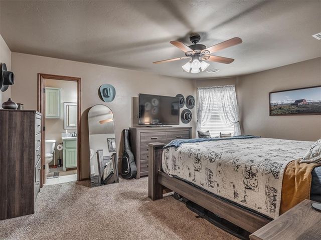 958 Cotswold Court, Blanchard, OK 73010