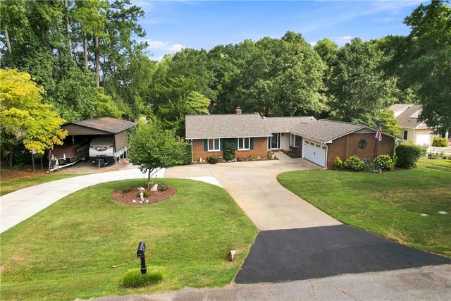 203 Knoxwood Court, Anderson, SC 29621